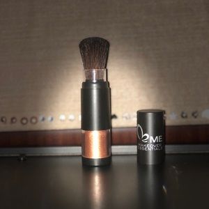 Shimmer Powder Brush Bronzer